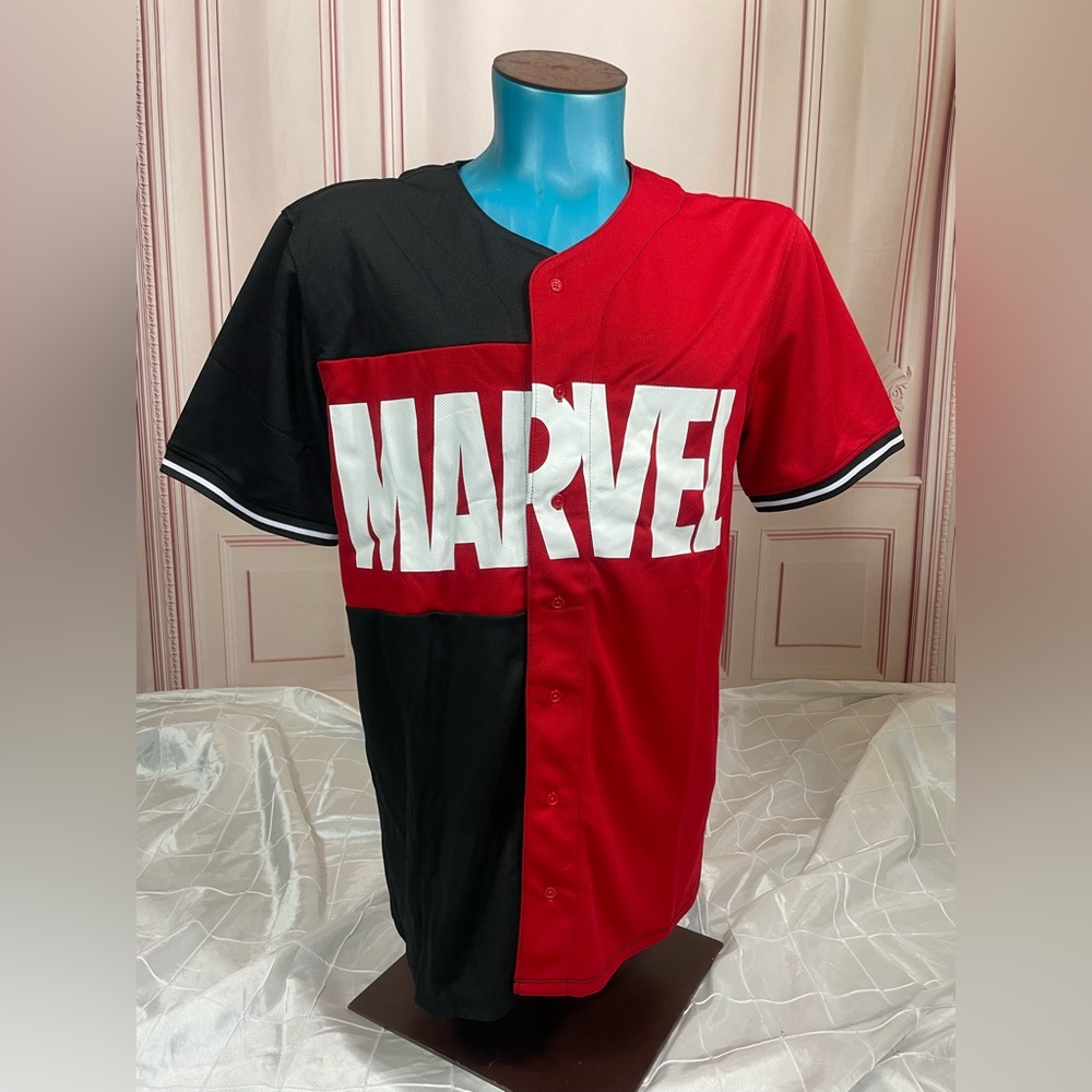 Disney Park Our Universe Marvel Logo Baseball Jersey Men's LARGE NW WDW AVENGERS